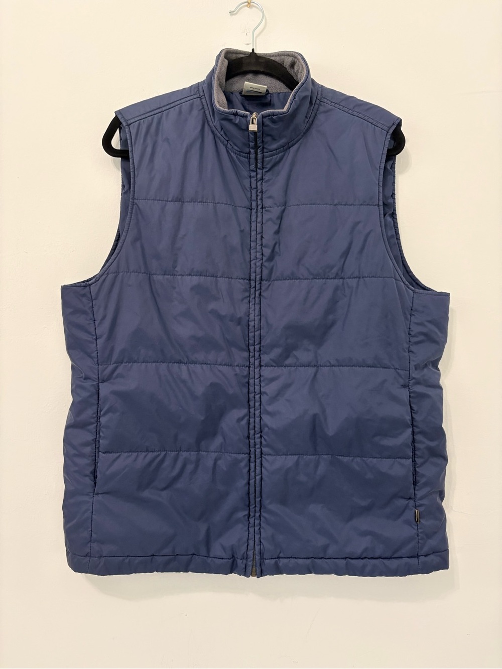Alo Yoga Puffer Vest Fleece Lined Sz L Navy EUC